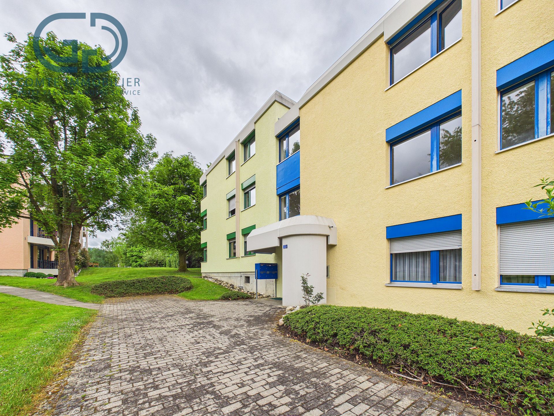 Bel appartement de 4.5 pces à raffraîchir